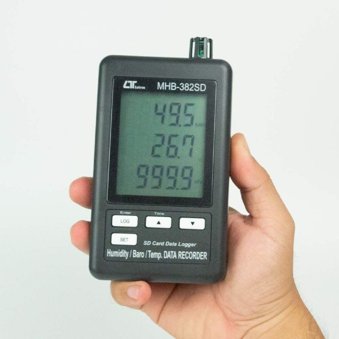 Lutron MHB-382SD Temperature & Humidity Monitor 2