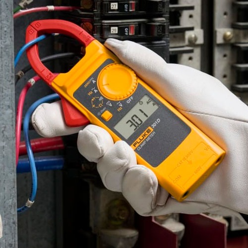 Fluke 301D Mini Digital Clamp Meter 600A 2 Fluke 301D Mini Digital Clamp Meter 600A 2