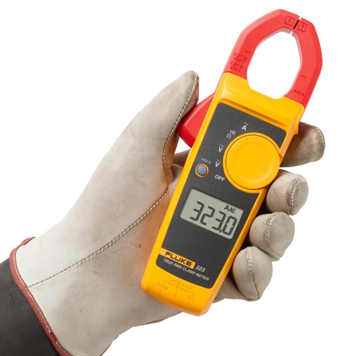 Fluke 323 True RMS Clamp Meter 1