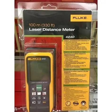Fluke 424D Laser Distance Meter 2 Fluke 424D Laser Distance Meter 2